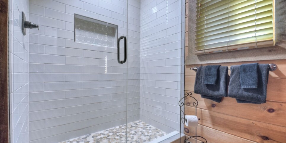 Blue Ridge - Castle Creek - Bathroom