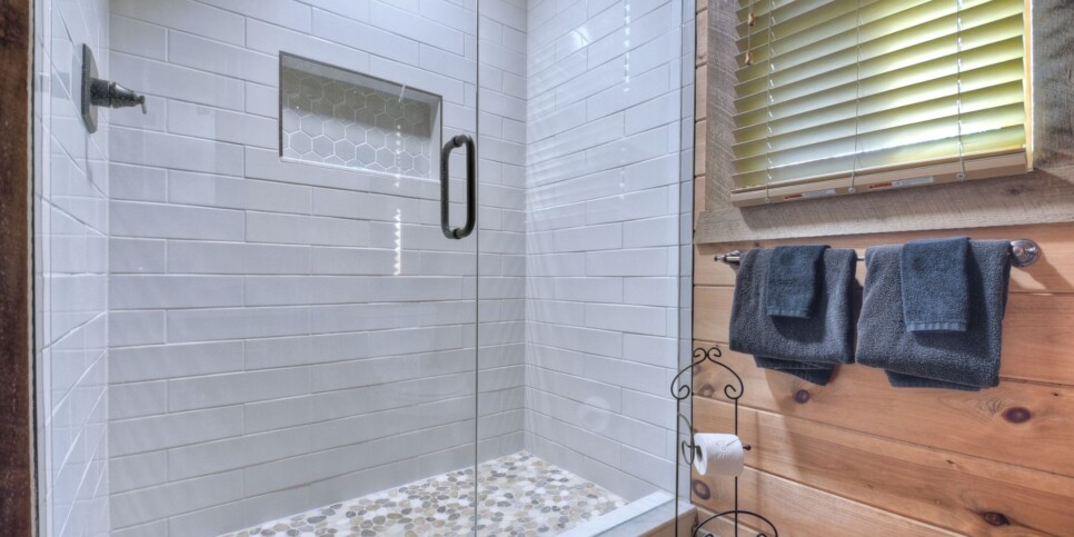 Blue Ridge - Castle Creek - Bathroom