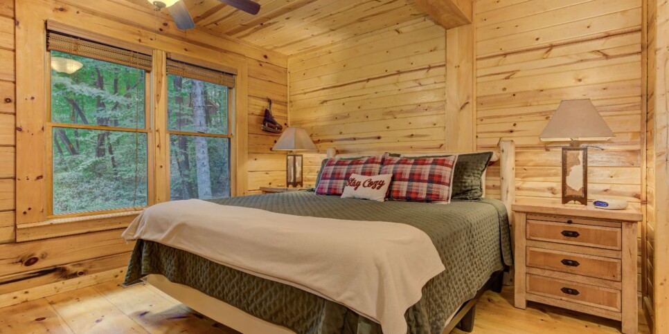 Blue Ridge - Four Seasons - Bedroom