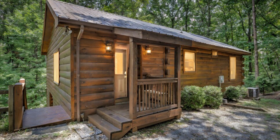 Blue Ridge - Four Seasons - Exterior