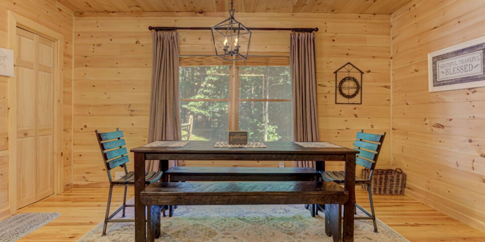 Blue Ridge - Four Seasons - Kitchen