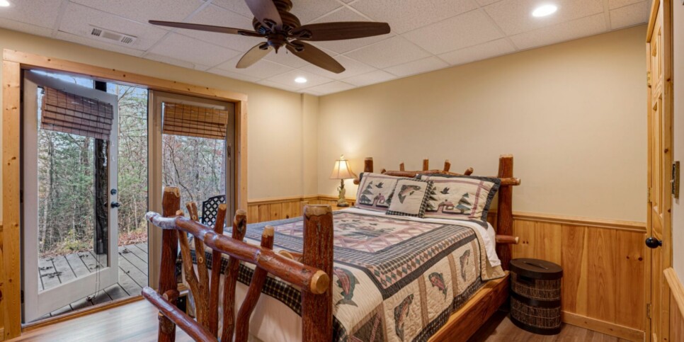 Blue Ridge - Mountain Therapy - Bathroom