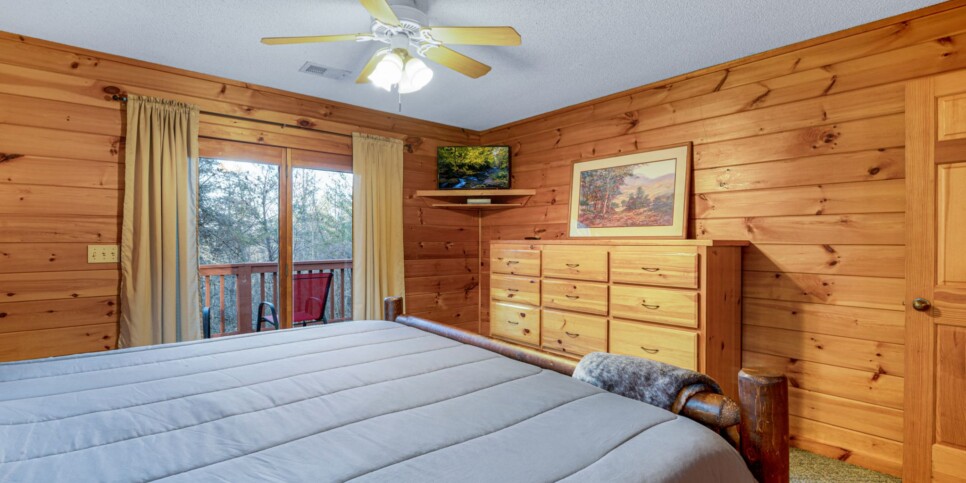 Blue Ridge - Peaceful Living - Bedroom