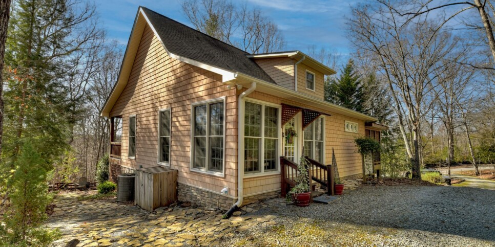 Blue Ridge - Southern Living Cottage - Exterior