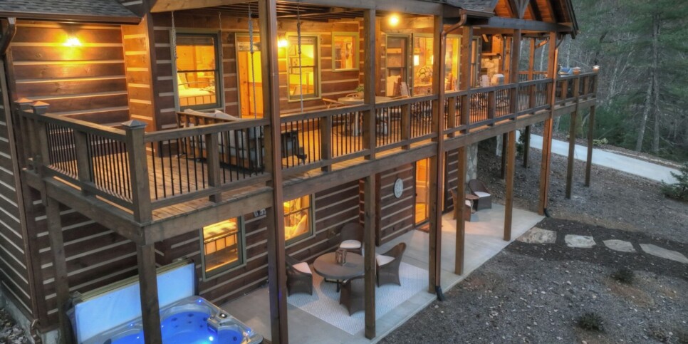 georgia-a-starry-night-exterior-16