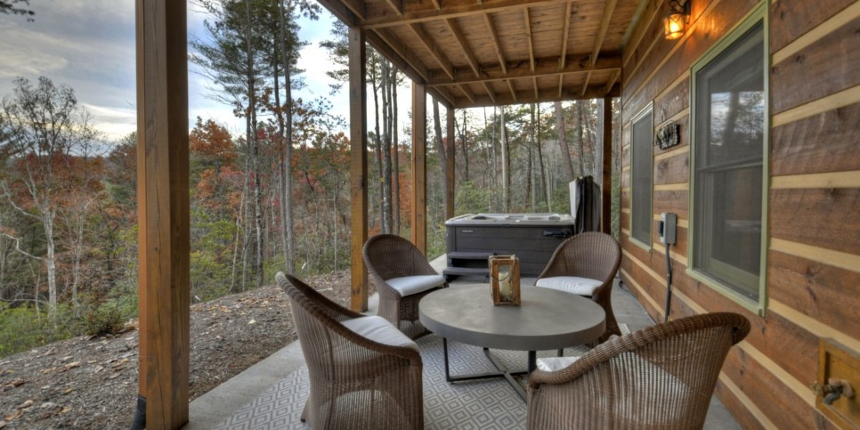 georgia-a-starry-night-exterior-6