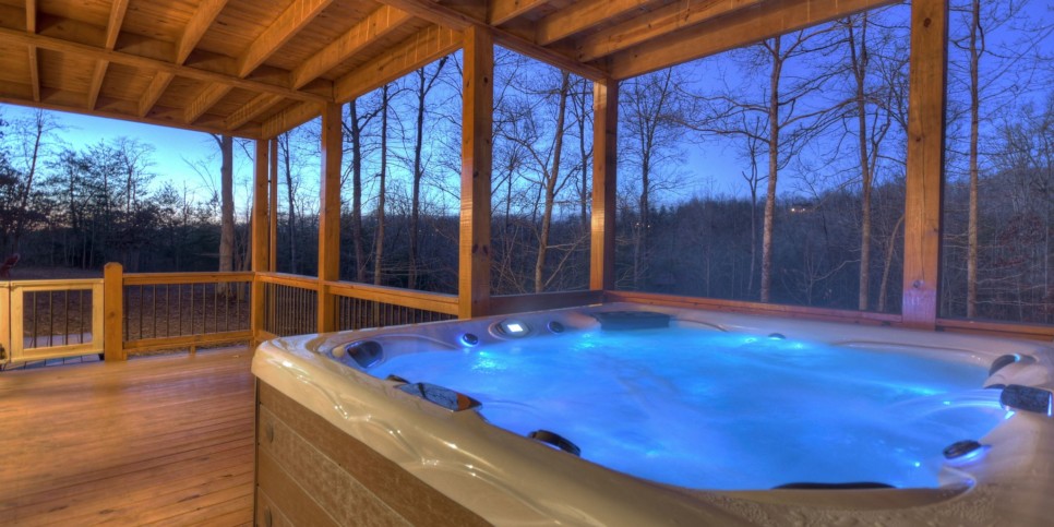 Mineral Bluff - 5 O'clock Somewhere - Exterior