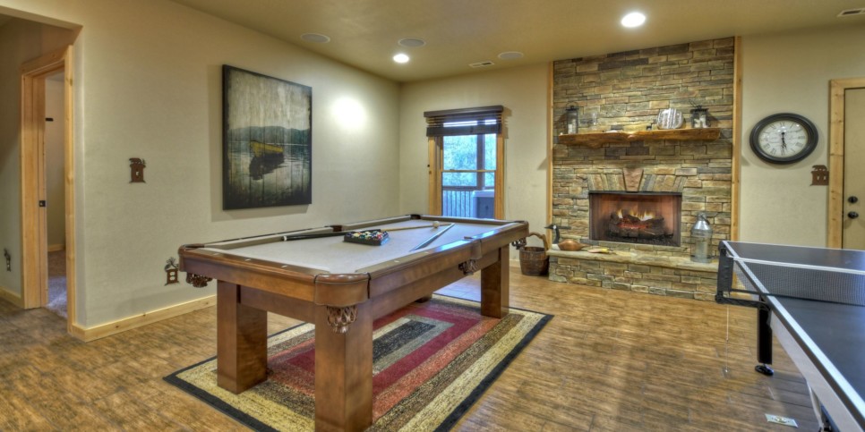 Mineral Bluff - 5 O'clock Somewhere - Rec Room