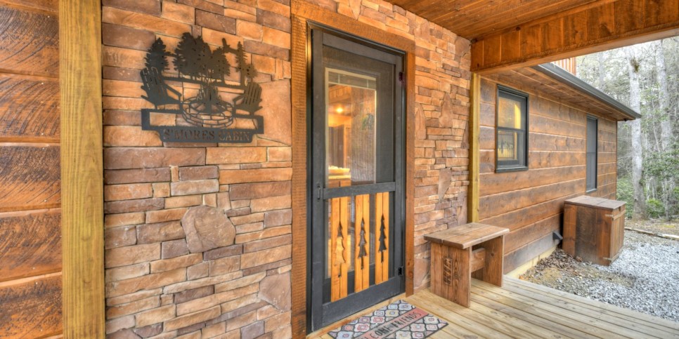 Mineral Bluff - S'mores Cabin - Exterior