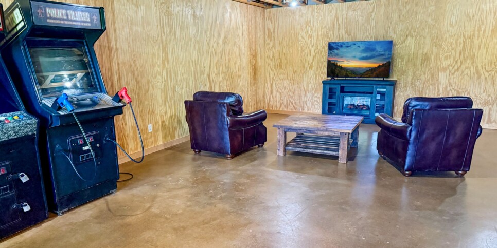 Blue Ridge - Sweet Seclusion - Rec Room