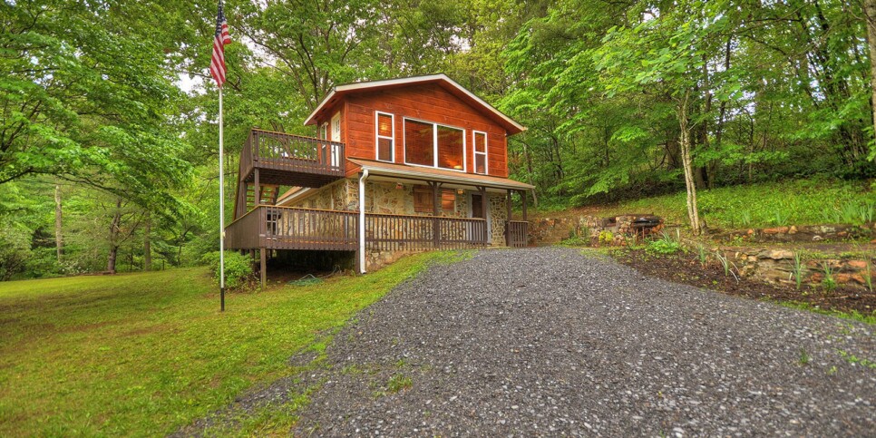 Morganton Cabin - Knotty Creek Retreat - Exterior