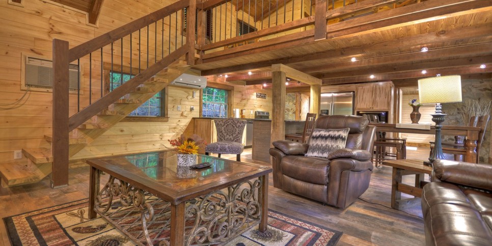 Morganton Cabin - Knotty Creek Retreat - Living Room