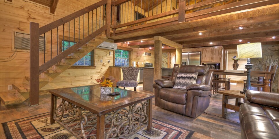 Morganton Cabin - Knotty Creek Retreat - Living Room