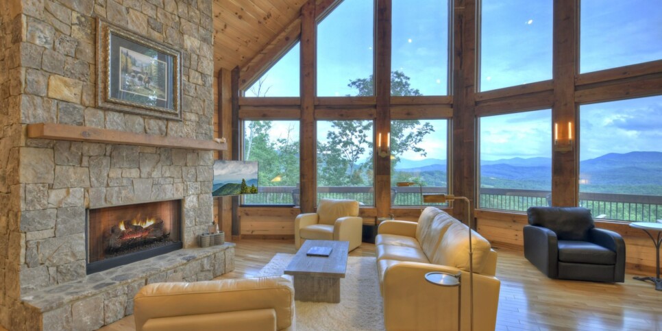 Morganton Cabin - Honey Hill - Living Room