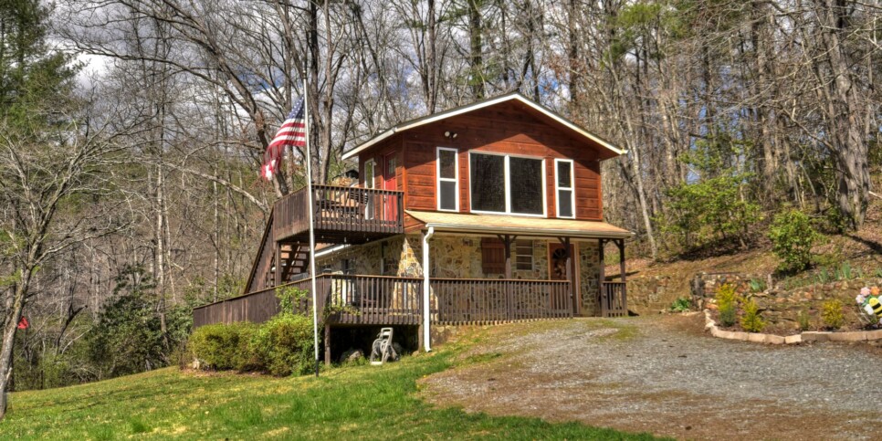 Morganton Cabin - Rental - Knotty Creek Retreat - Exterior