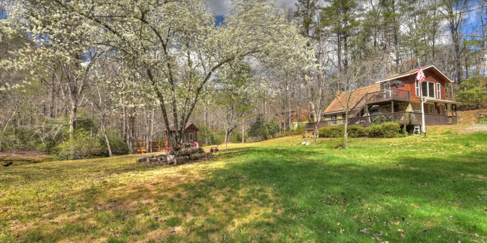 Morganton Cabin - Rental - Knotty Creek Retreat - Exterior