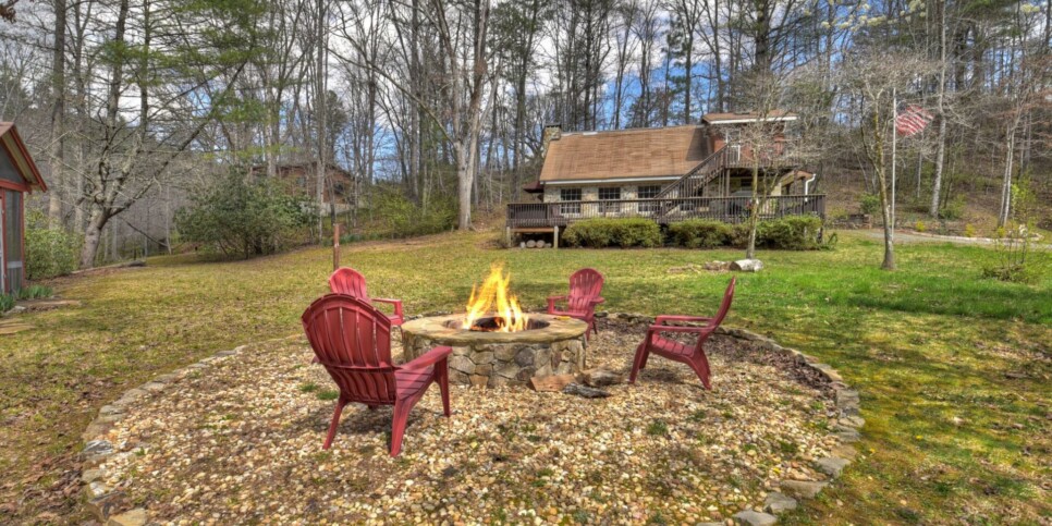 Morganton Cabin - Rental - Knotty Creek Retreat - Exterior