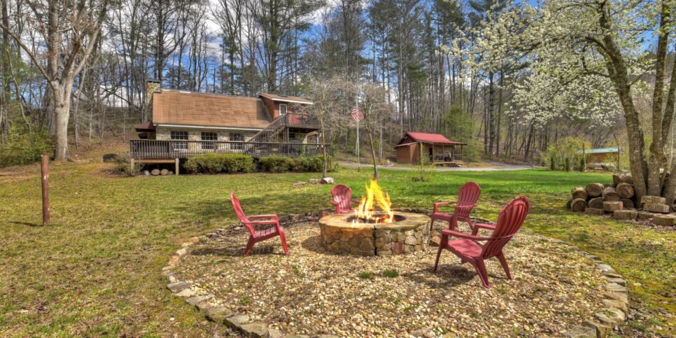 Morganton Cabin - Rental - Knotty Creek Retreat - Exterior