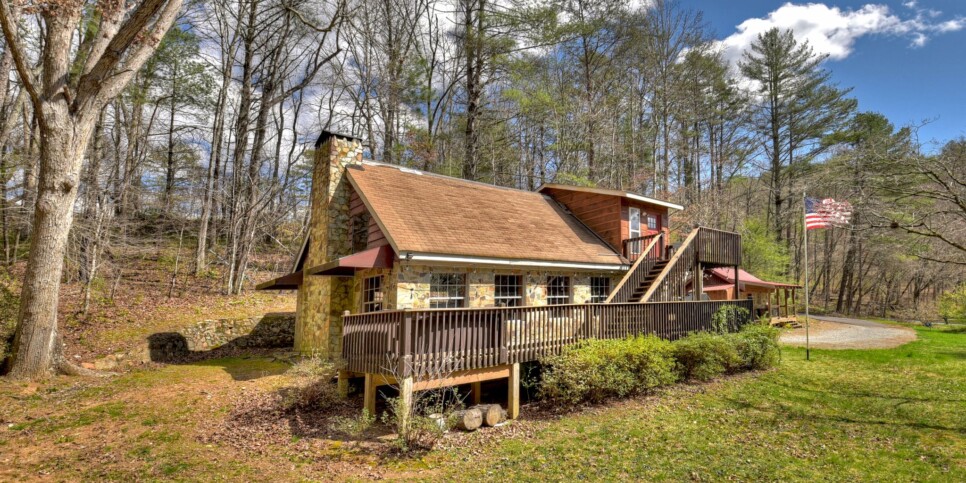 Morganton Cabin - Rental - Knotty Creek Retreat - Exterior
