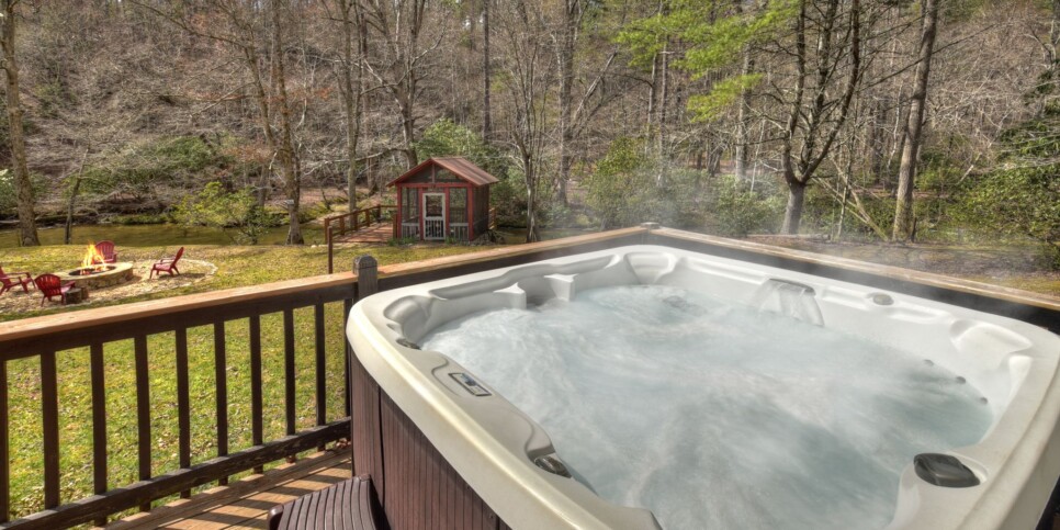 Morganton Cabin - Rental - Knotty Creek Retreat - Exterior