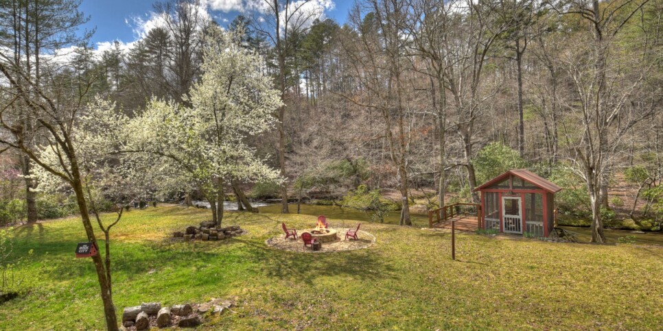 Morganton Cabin - Rental - Knotty Creek Retreat - Exterior