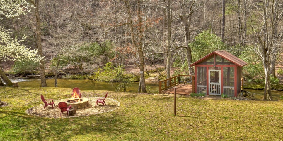 Morganton Cabin - Rental - Knotty Creek Retreat - Exterior