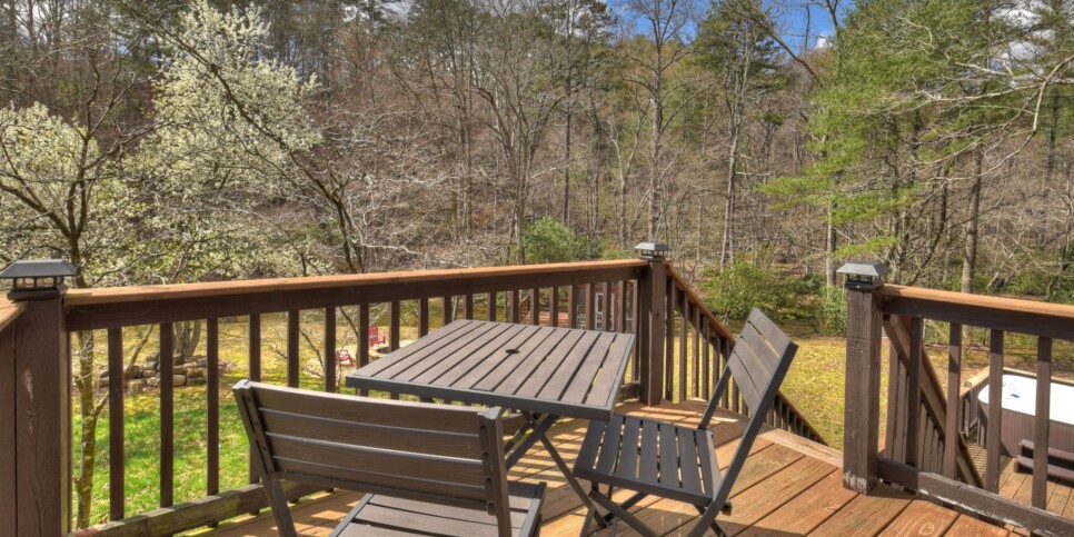 Morganton Cabin - Rental - Knotty Creek Retreat - Exterior