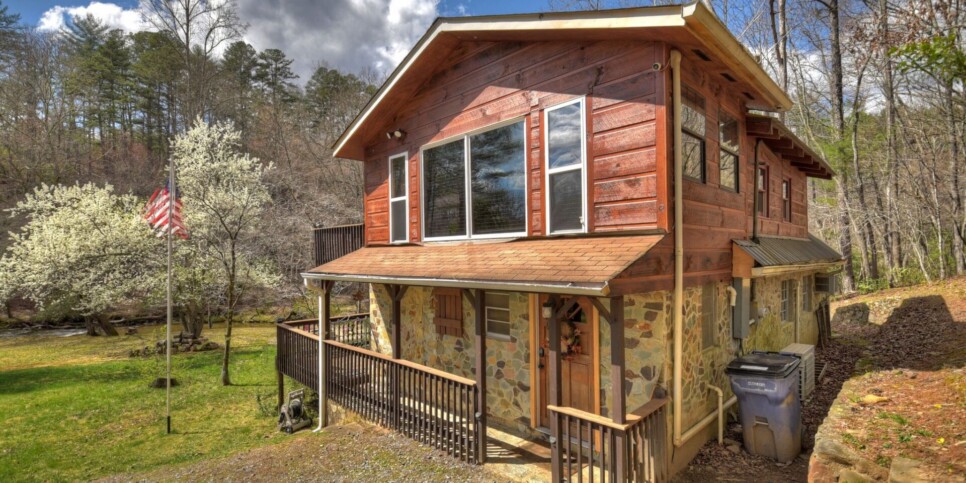 Morganton Cabin - Rental - Knotty Creek Retreat - Exterior