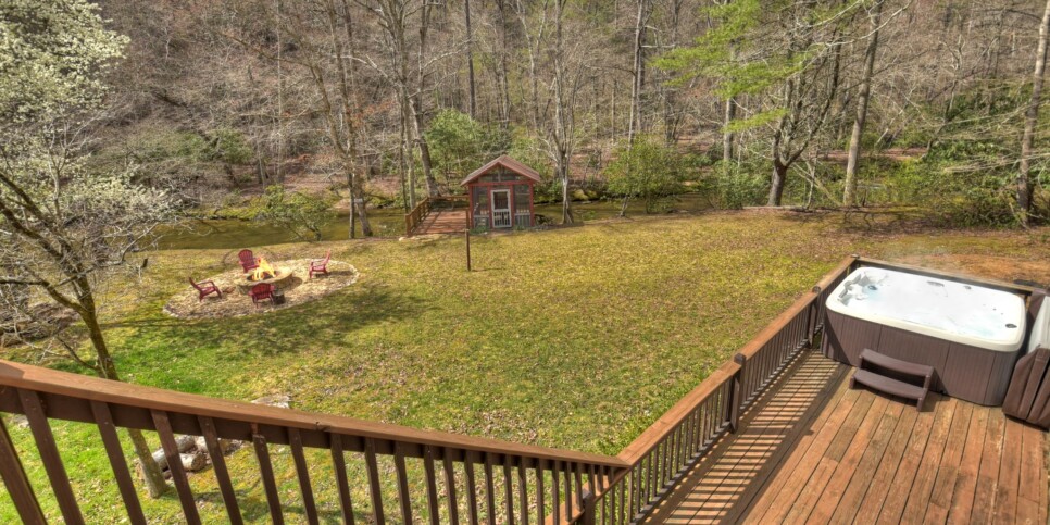 Morganton Cabin - Rental - Knotty Creek Retreat - Exterior