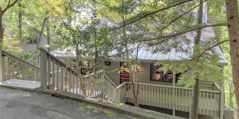 Big Canoe Reel Bliss Cabin Exterior