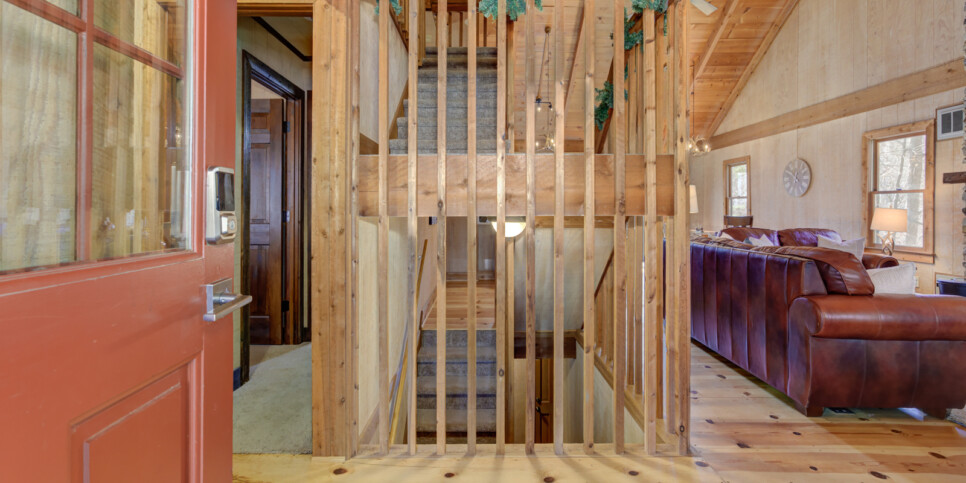 Big Canoe Reel Bliss Cabin Living Room