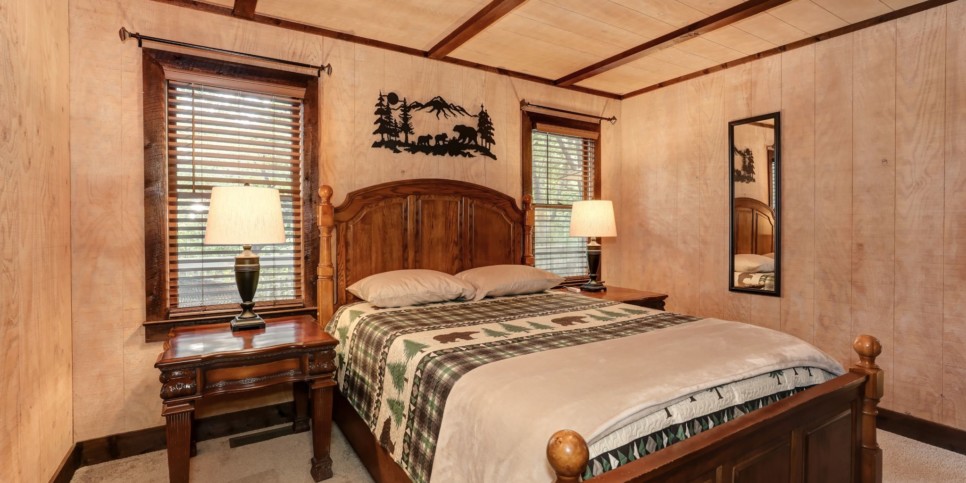 Big Canoe - Reel Bliss Cabin - Bedroom