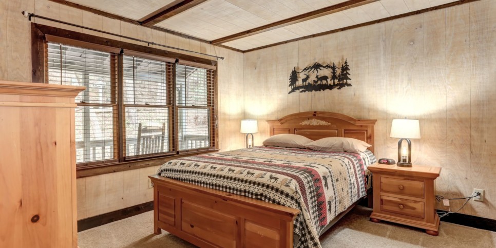 Big Canoe - Reel Bliss Cabin - Bedroom
