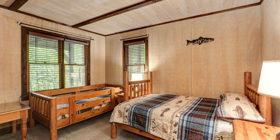 Big Canoe - Reel Bliss Cabin - Bedroom