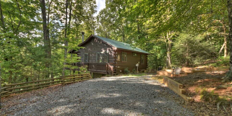 Blue Ridge - Bearfoot Ridge - Exterior