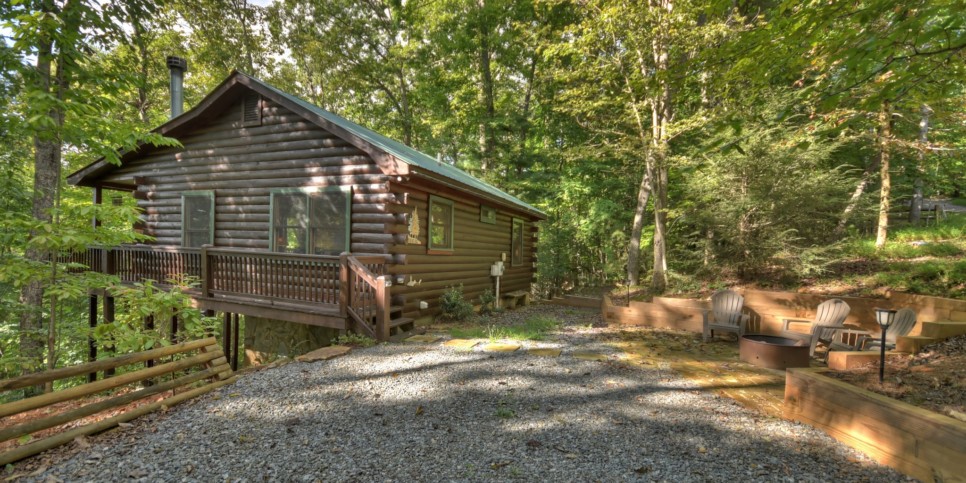 Blue Ridge - Bearfoot Ridge - Exterior