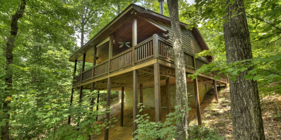 Blue Ridge - Bearfoot Ridge - Exterior