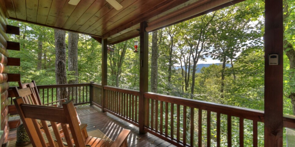 Blue Ridge - Bearfoot Ridge - Exterior