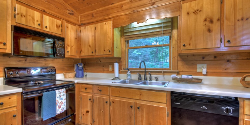 Blue Ridge - Bearfoot Ridge - Kitchen