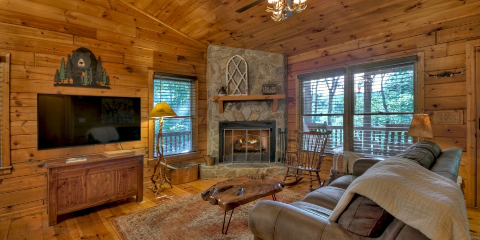 Blue Ridge - Bearfoot Ridge - Living Room