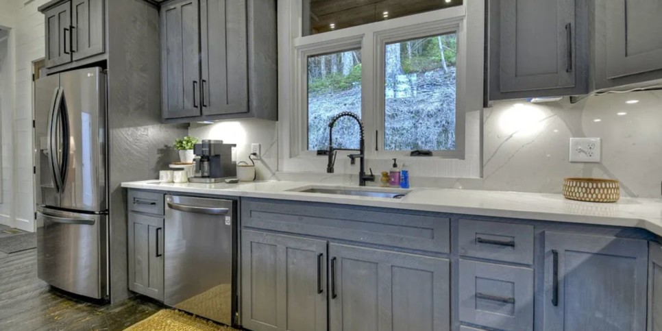 Blue Ridge - River Bend - Temp Kitchen