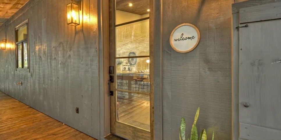 Blue Ridge - River Bend - Temp Exterior