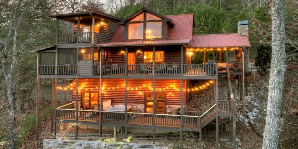 Blue Ridge - Bar 5 Cabin - Exterior