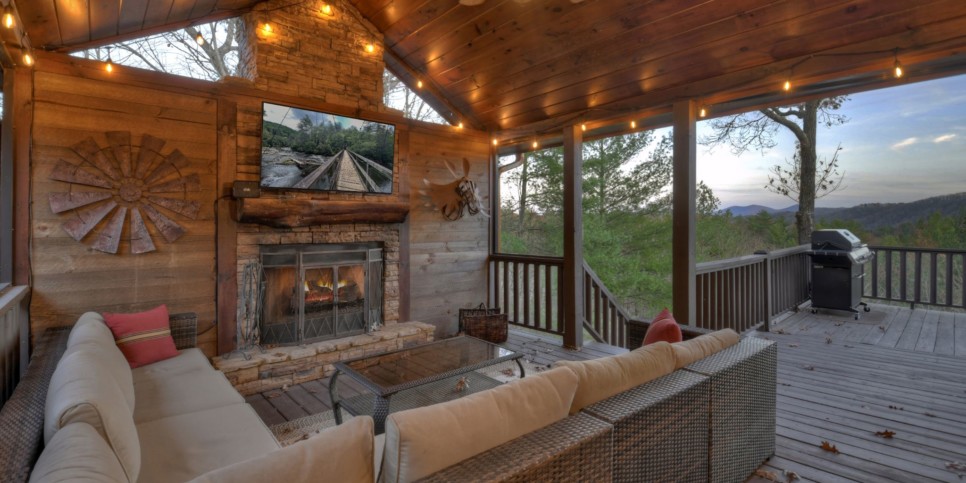 Blue Ridge - Bar 5 Cabin - Exterior