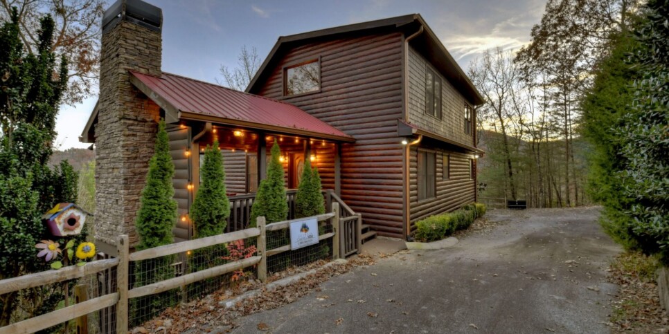 Blue Ridge - Bar 5 Cabin - Exterior