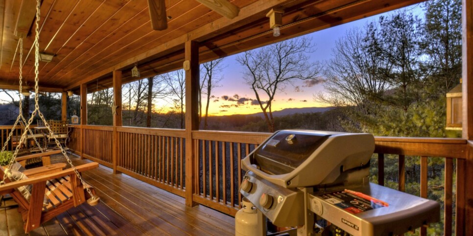 Blue Ridge Cabin - Talking Leaves - Exterior