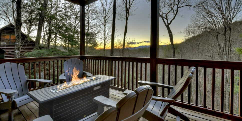 Blue Ridge Cabin - Talking Leaves - Exterior