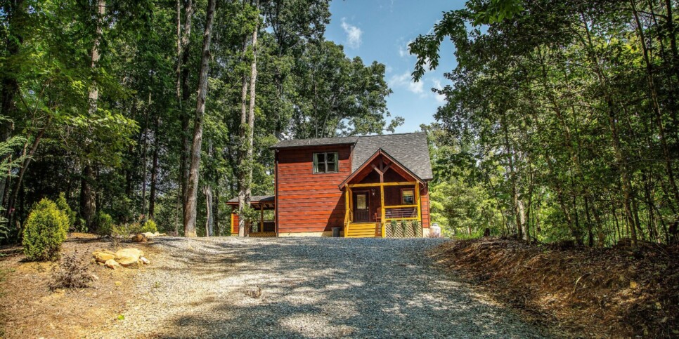 Blue Ridge - Adore the Smores - Exterior