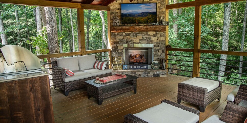 Blue Ridge - Adore the Smores - Exterior