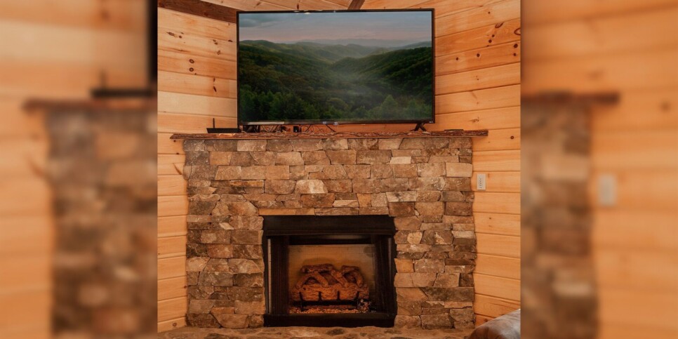 Blue Ridge - Adore the Smores - Living Room